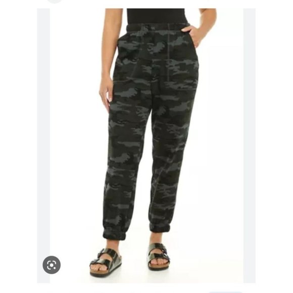 NWT Sanctuary Women's Camo Comfort Sweatpants Size XS Casual Loungewear - Picture 1 of 10